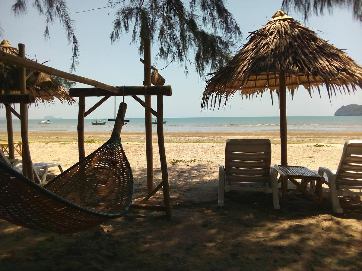 Blue Beach Resort Sam Roi Yot Dış mekan fotoğraf
